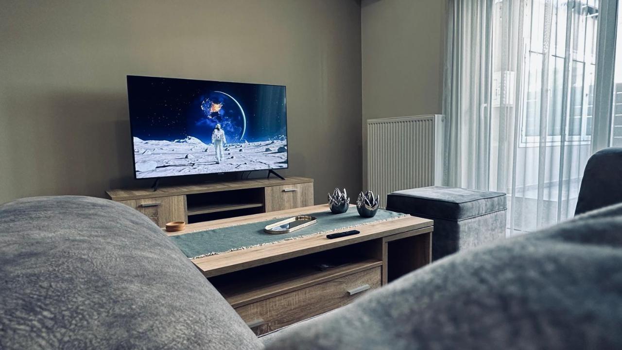 Hodos Luxury Apt Near Ath-Airport Markópoulon Eksteriør billede